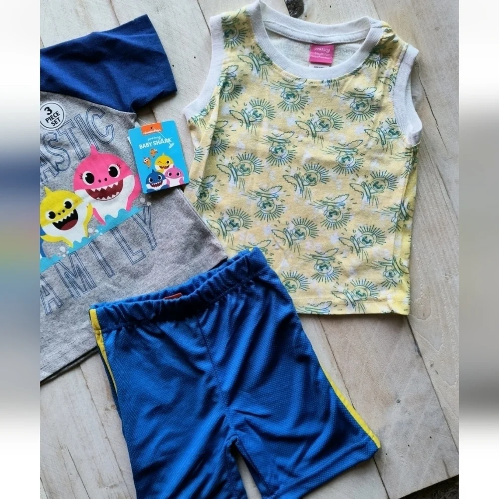 Baby Shark 3pc Boys Outfit Toddler Pajama Shorts Set Size 18M NWT
